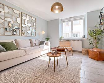 Chez Minouche - La Bresse - Huiskamer