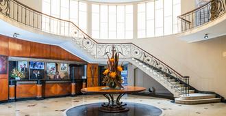 Bulawayo Rainbow Hotel - Bulawayo - Lobby