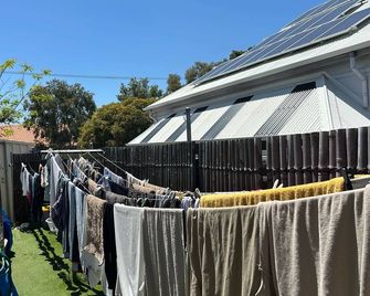 Shiralee Hostel -note - Valid passport required to check in - Perth