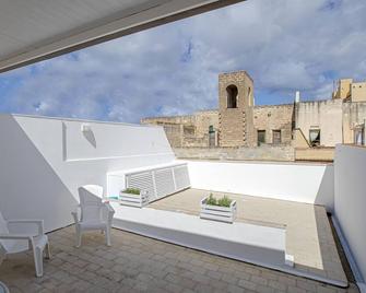 Casatrapani - טרפאני - מרפסת