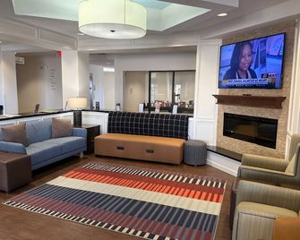 Garner Hotel Page - Lake Powell Area by IHG - פייג' - טרקלין