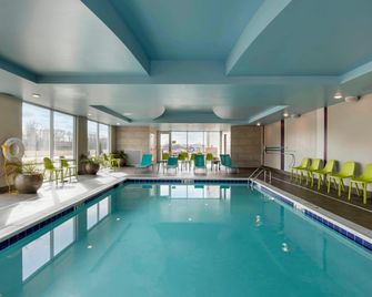 Home2 Suites by Hilton Olive Branch - Olive Branch - Piscina