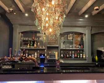 OYO The Leven - Middlesbrough - Bar