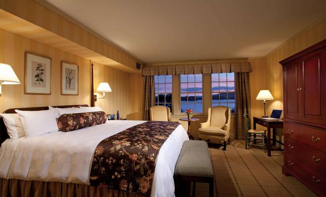 The Sagamore Resort 181 2 2 2 Bolton Landing Hotel Deals Reviews Kayak The Sagamore Resort 181 2 2 2 Bolton Landing Hotel Deals Reviews Kayak