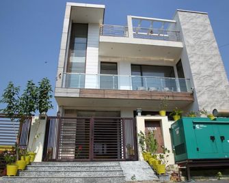 Villa 21 Agra - Agra - Edificio