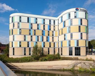 Travelodge Maidstone Central - Maidstone - Bina