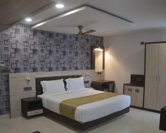 hotel rajeev regency - Gopālganj - Bedroom