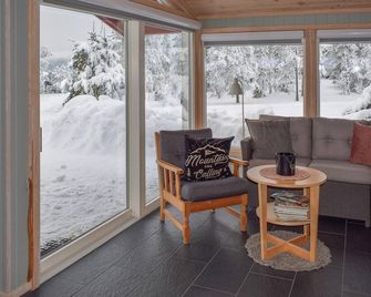 Cozy Home In Noresund With Kitchen - Noresund - Living room