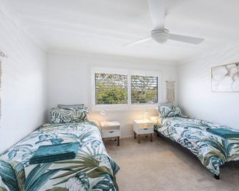 Copacabana House - Lifestyle Yamba - Yamba - Quarto