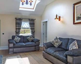 Farmhouse - Lisdoonvarna - Living room
