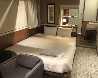 Hotel Mid In Kawasaki-Ekimae - Kawasaki - Bedroom