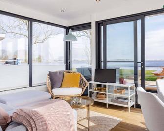 Unique vacation home - Offingawier - Sala de estar