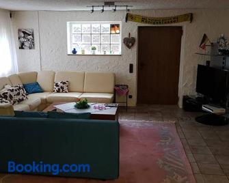 Ferienwohnung am Naturschutzgebiet und zentral - Lünen - Living room