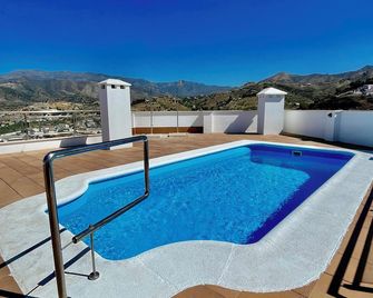 Rental new apartment, spacious, bright and very clean - Almuñécar - Piscine