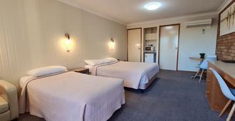 Golf Links Motel - Tamworth - Bedroom