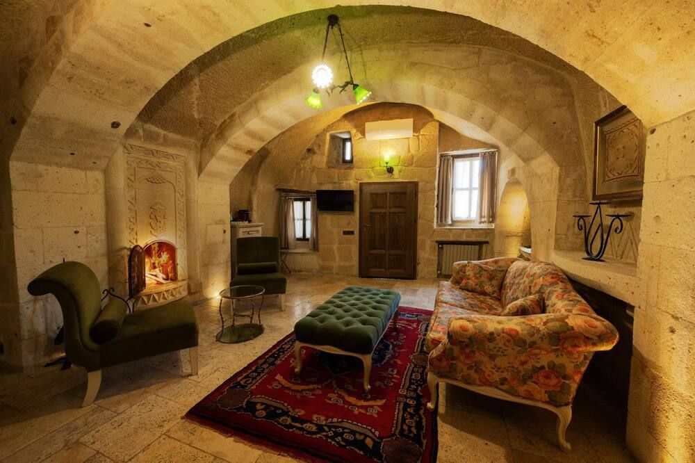 تافوني هاوزيز كايف هوتل