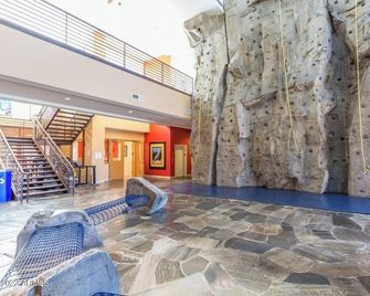 NW Phoenix in Gated Anthem Country Club - House + Guest Casita - Anthem - Lobby