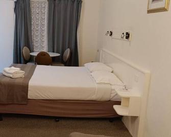 Lazy River Motor Inn - Swan Hill - Habitación