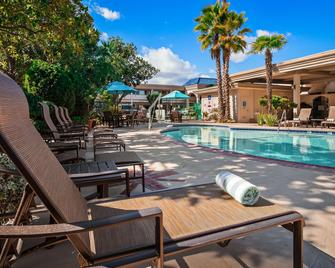 Best Western Plus Black Oak - El Paso de Robles - Piscina