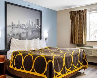 Super 8 by Wyndham Pittsburgh/Monroeville - Pittsburgh - Bedroom