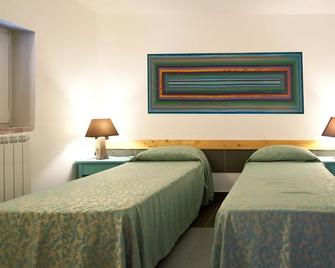 Il Borgo Centro Vacanze - Monteverdi Marittimo - Bedroom