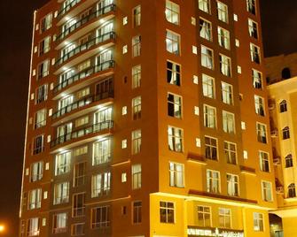 Alpha Suites - Salála - Budova