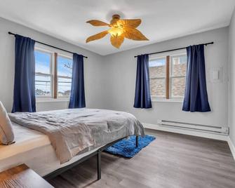 Next to Beach and Waterpark with Free Parking! - Seaside Heights - Bedroom