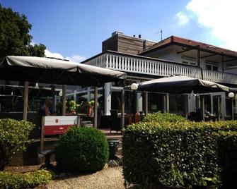 Hotel Oranjeoord - Hoog Soeren - Budova