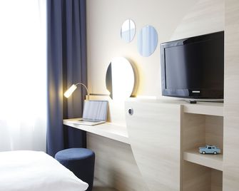 H2 Hotel Berlin Alexanderplatz - Berlim - Quarto