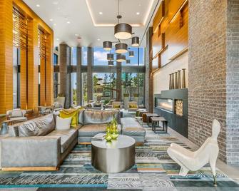 Global Luxury Suites at Reston Town Center - Reston - Sala de estar