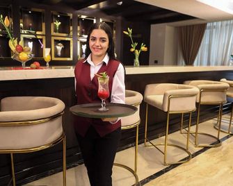 Cairo Taj Hotels & Suites- Mohandessin - קהיר