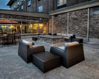 Holiday Inn Express & Suites Pittsburgh Sw - Southpointe By IHG - Canonsburg - Patio