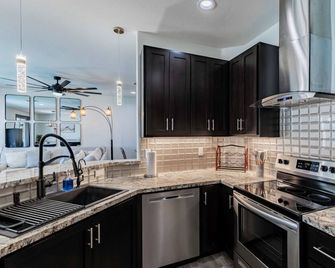 Palo Verde Lake House - Lake Havasu City - Phòng bếp