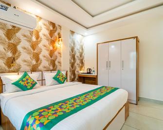 Treebo Thoduvas Star Plaza Cochin Airport - Nedumbassery - Schlafzimmer