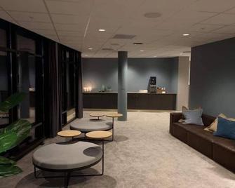 Hardangerfjord Hotel - Øystese - Living room