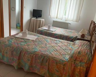 Hostal Restaurante Seoane - Oroso - Habitación