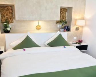 Csiki Hotel - Miercurea Ciuc - Camera da letto