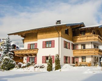 Ferienhaus Hoellwart - Sankt Johann im Pongau - Gebäude