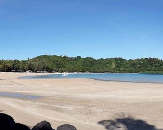 Villa Chris, Calme Et Serenite - Andilana - Plage