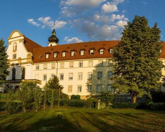 Kloster Maria Hilf - Buhl - Gebouw