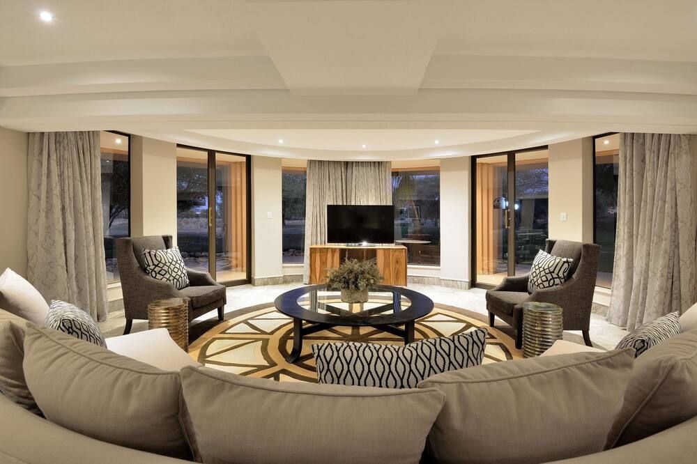 Windhoek Country Club Resort - ווינדהוק - סלון