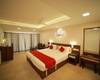 Hotel Sea Face - Kovalam - Beach