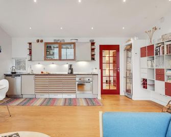 Amazing Home In Nyborg With Kitchen - Nyborg - Kitchen