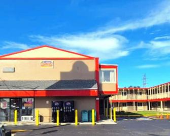 Saratoga Motel By Capital O Near Midway Airport Chicago Il - Chicago - Edificio