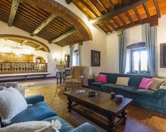 Villa Radda Comfortable holiday residence - Gaiole In Chianti - Вітальня