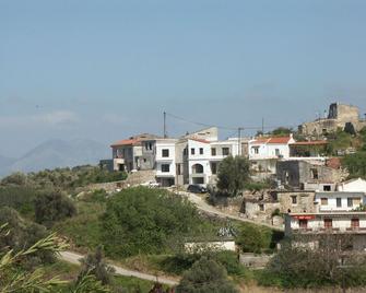 Afroditi Villa - Agia Triada - Edificio