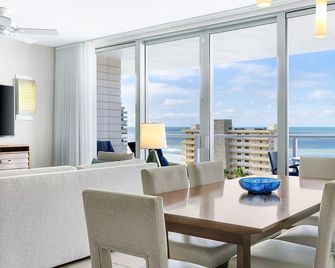 Marriott Crystal Shores Resort - Poolside Luxurious 2br Condo - Marco Island - Comedor