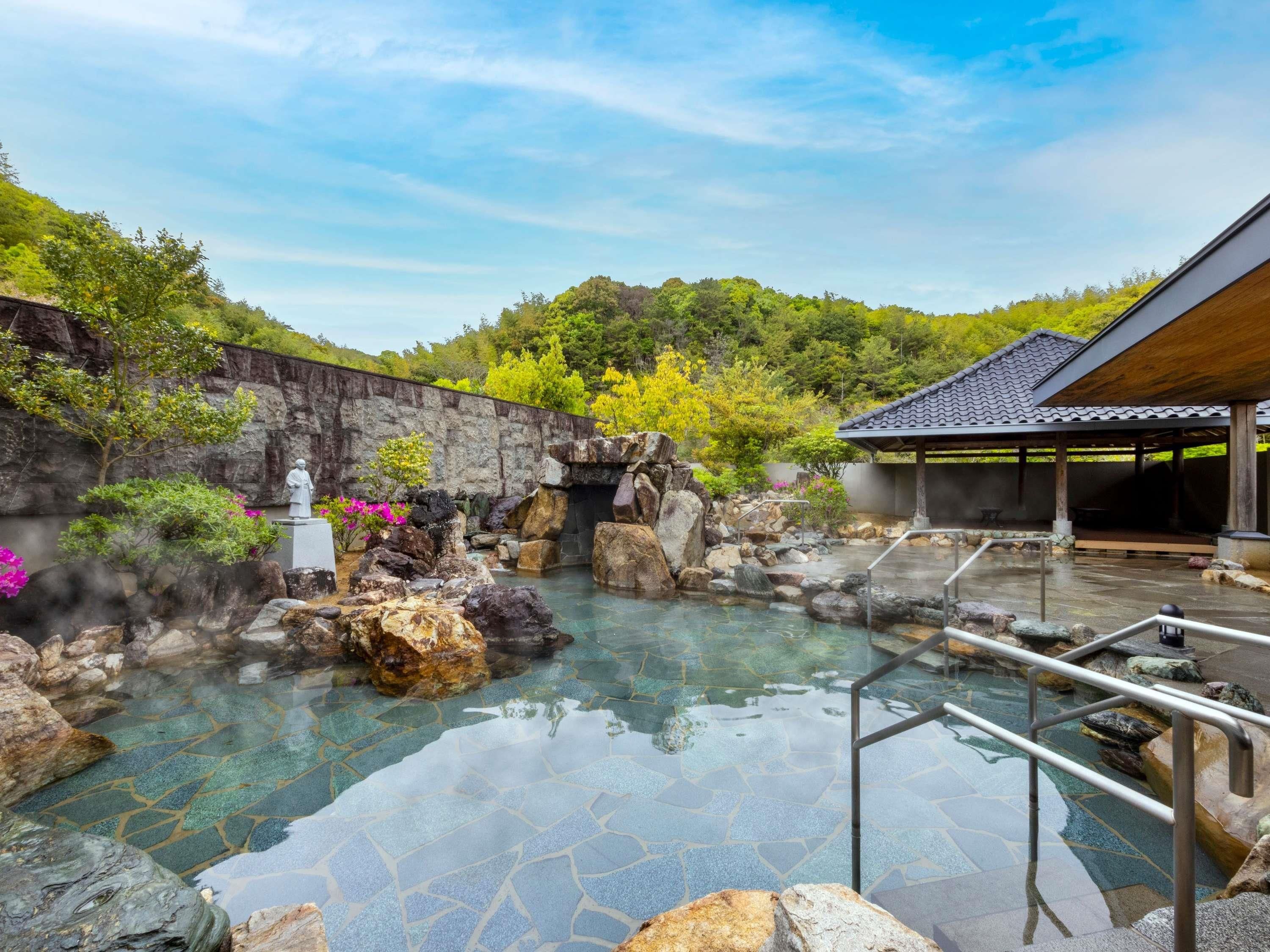 منتجع وسبا ميركيور كوشي توسا - غيسي - غرفة نوم