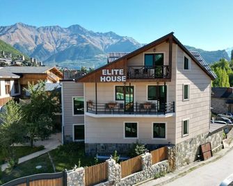 Hotel Elite House - Mestia - Edificio