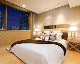Sunny Apartment - تيانجين - غرفة نوم